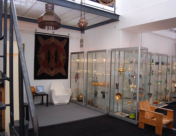 Showroom 3 Botterweg Auctions Amsterdam July 2007